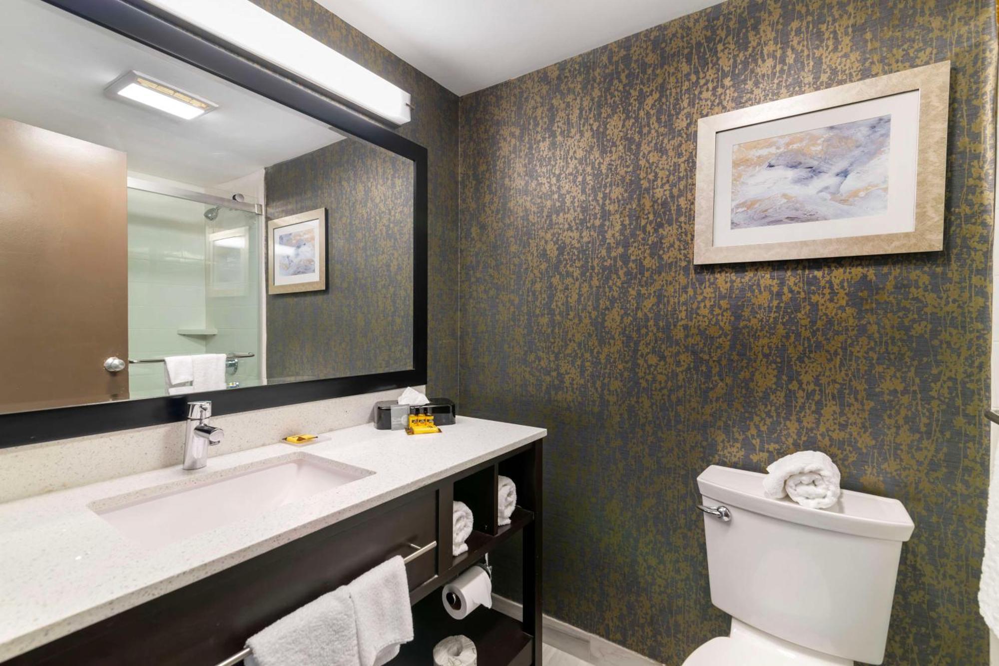 Best Western Plus Landmark Inn Laconia Zewnętrze zdjęcie