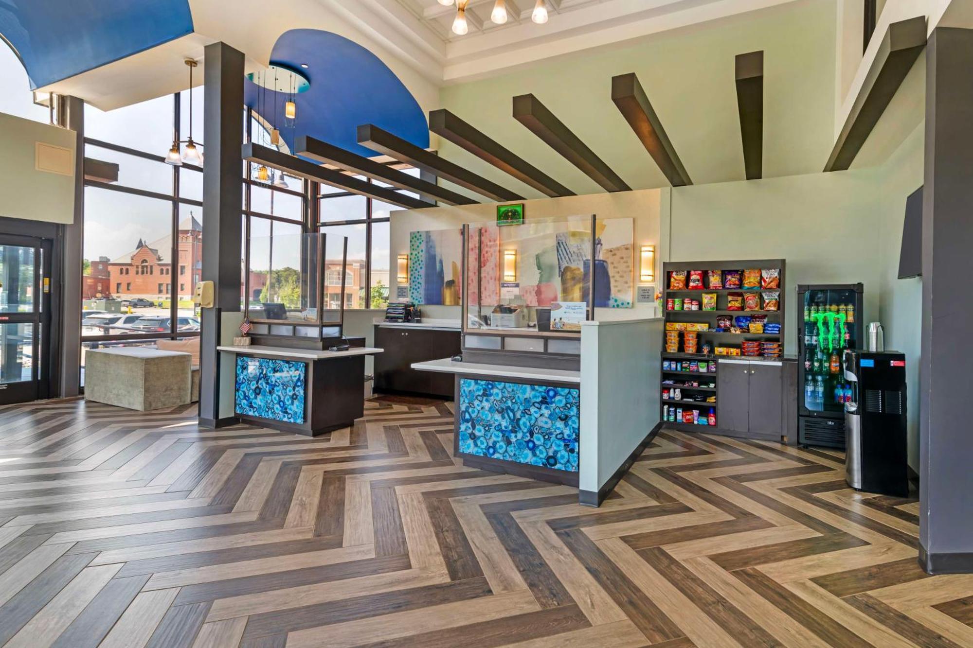 Best Western Plus Landmark Inn Laconia Zewnętrze zdjęcie